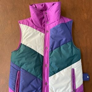 Patagonia Mirror Lake Vest size XS reversible Ikat Purple